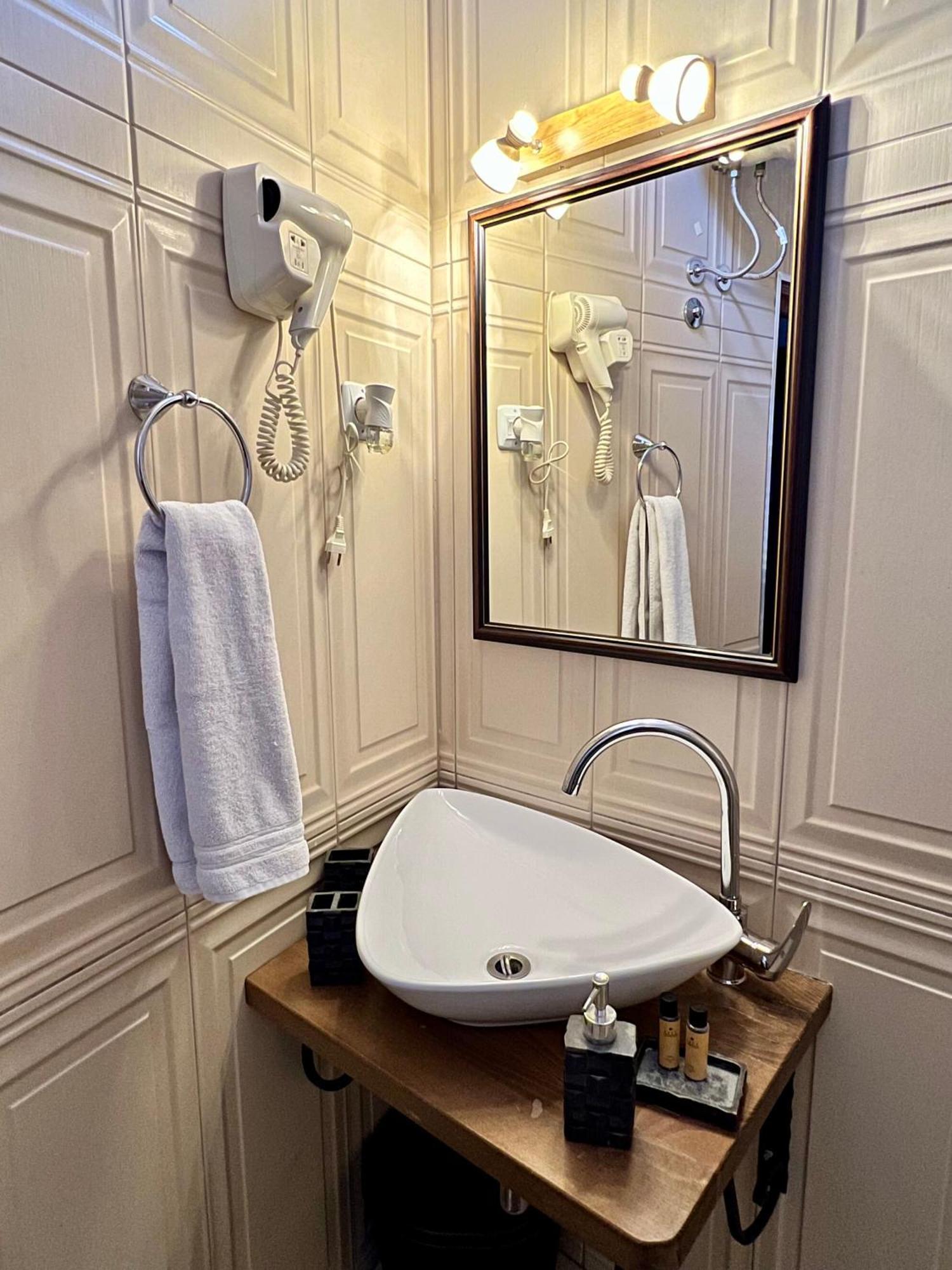 Hotel Fjorr Prizren Luaran gambar